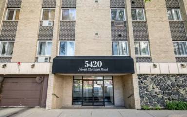 Main picture of 5420 N Sheridan Rd