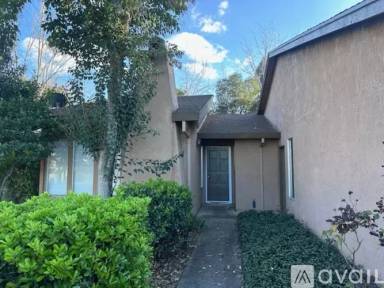 Main picture of 1136 Forestwood Dr