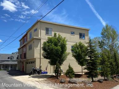 Main picture of 838 NW Newport Ave