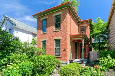 Main picture of 328 W 2nd Ave