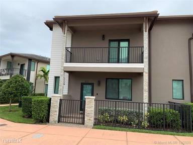 Main picture of 4935 NW 84th Ave