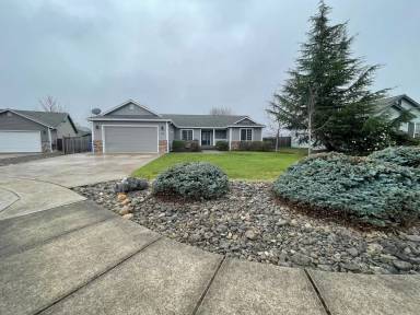 Main picture of 107 Watusi Ct