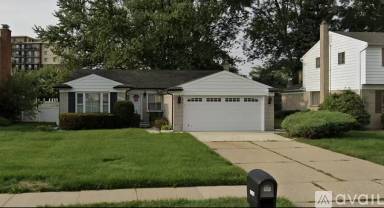 Main picture of 15937 Pennsylvania St