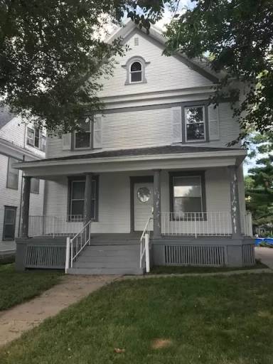 Main picture of 126 S 28th St