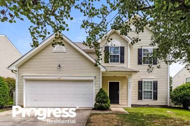Main picture of 7034 Advocator Ln