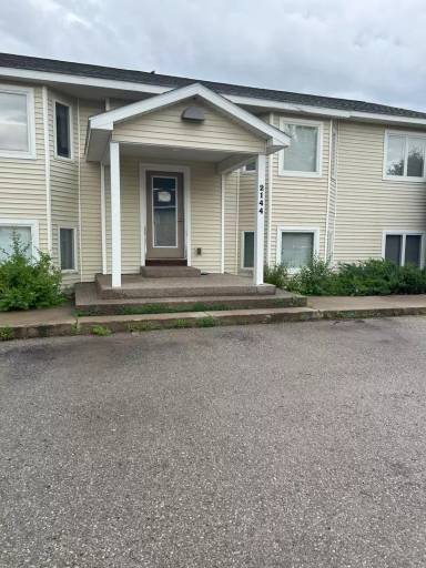 Main picture of 2144 Greenwich Ln