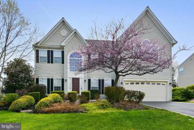 Main picture of 302 Riding Trail Ct NW