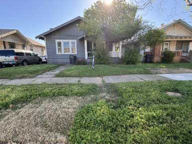 Main picture of 1303 Marshal St