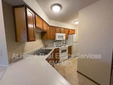 Main picture of 865 N 22nd St