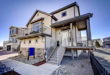 Main picture of 10525 Truckee St