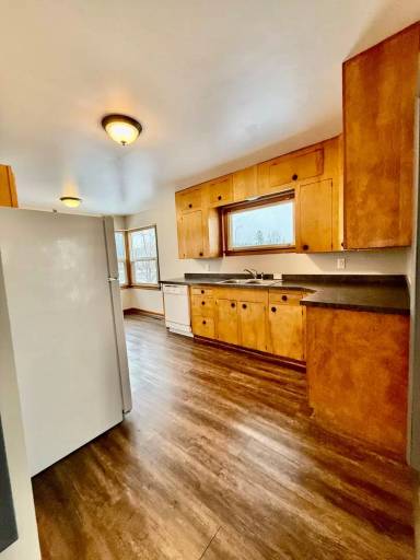 Main picture of 818 5th St SW