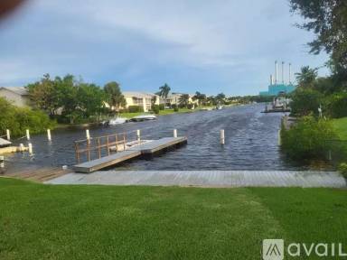 Main picture of 19 Tarpon Dr