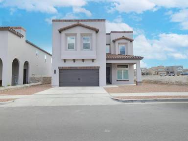 Main picture of 561 La Entrada Cir