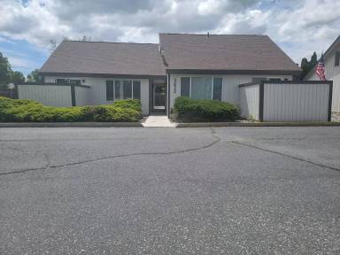 Main picture of 3513 W 4th Ave
