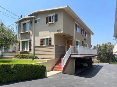 Main picture of 90 Monterey Rd