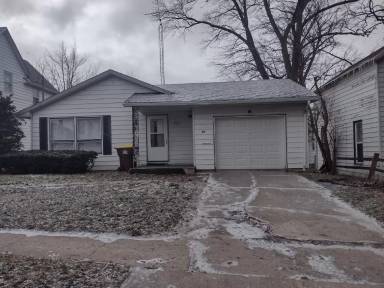 Main picture of 211 W Elk St