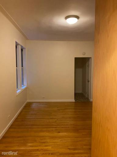 Main picture of 117 W 13th St