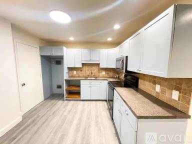 Main picture of 114 Arborway Dr
