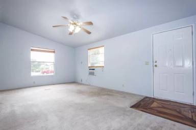 Main picture of 1401 Union Ln