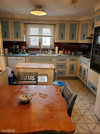 Main picture of 95 Armistice Blvd