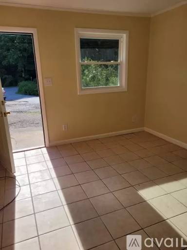 Main picture of 124 Clyde Townsend Rd