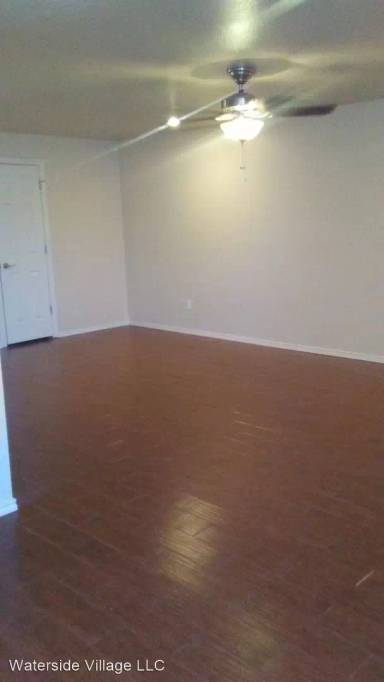 Main picture of Waterside Village