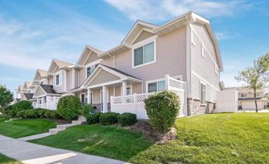 Main picture of Silver Oak Condos