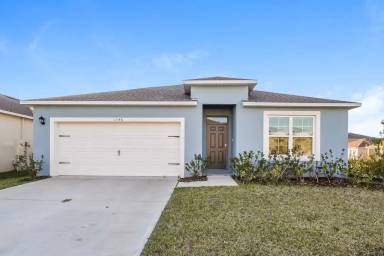 Main picture of Kinsman Pointe Community