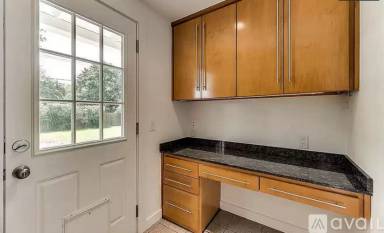 Main picture of Meridian Apartments