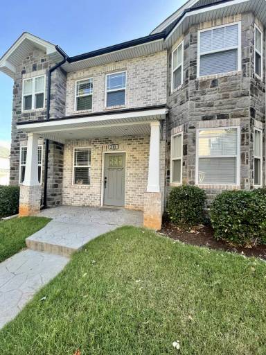 Main picture of 211 Capstone Dr