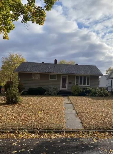 Main picture of 419 W Douglas Ave