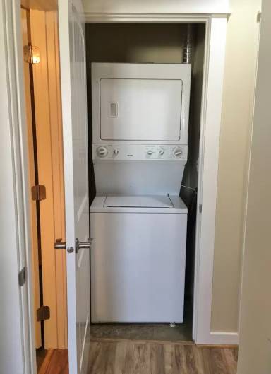 Main picture of 9109-9195 W Brogan Dr