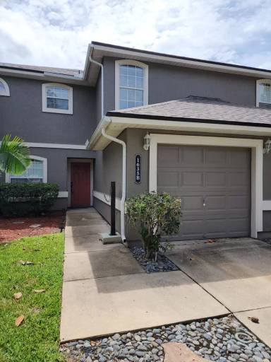 Main picture of 1635 Vineland Cir