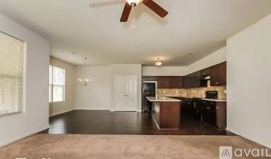 Main picture of 104 Daisy Cir