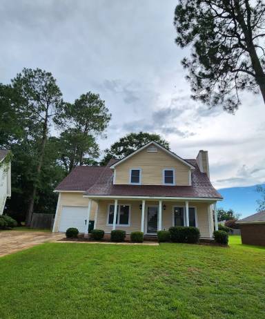 Main picture of 2804 Stonewater Dr