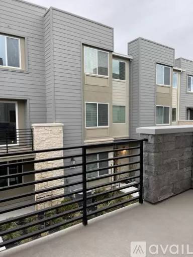 Main picture of 5515 Holly Bay Ave