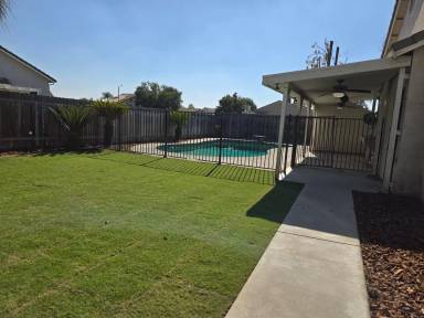 Main picture of 2901 Christopher Cir