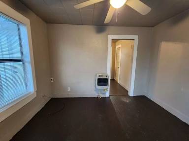 Main picture of 604 W Washington St