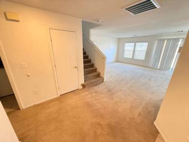 Main picture of 2416 Cockatoo Dr