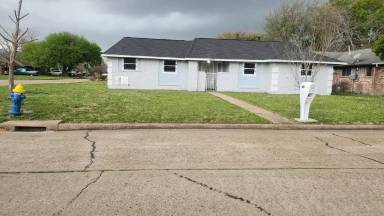 Main picture of 5503 Bertellis Ln