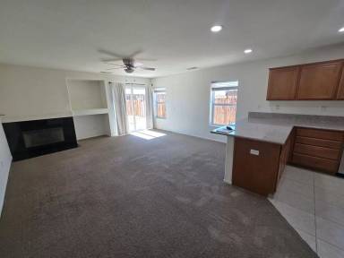 Main picture of 5212 Split Rock Ave