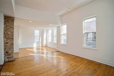 Main picture of 626 W 18th St