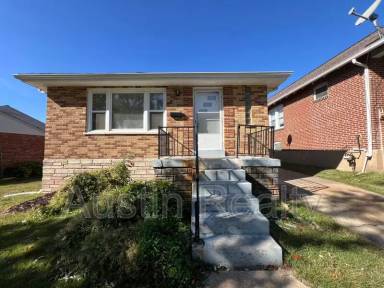 Main picture of 1509 Collins Ave