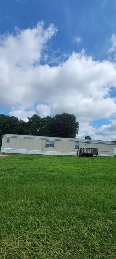 Main picture of Clover Creek Village