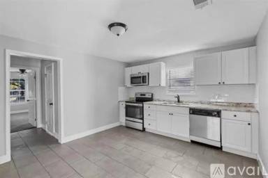 Main picture of 507 W Chambers St