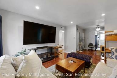 Main picture of 8801 Willis Ave