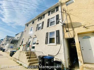 Main picture of 338 E Hector St