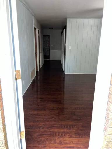 Main picture of 1030 Manor Pl