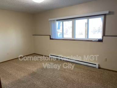 Main picture of 940 9th Ave SE