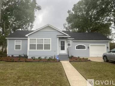 Main picture of 5107 Myrtle St
